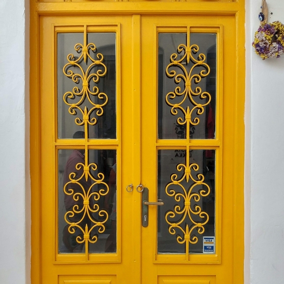 Meet your Posher, Melissa - Picture 1 of 1